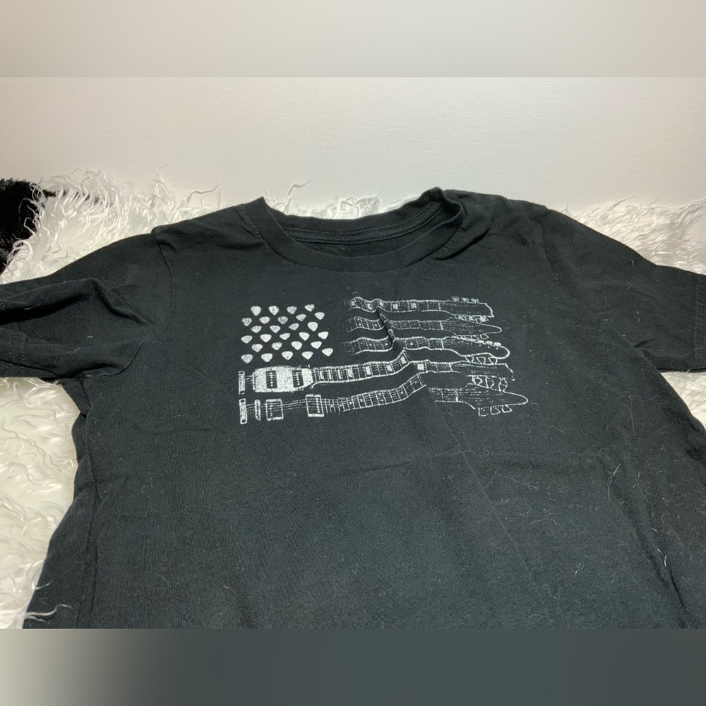 Guitar Flag Tee & Pants